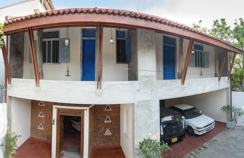 Mount Lavinia Casa | The Lavinia House