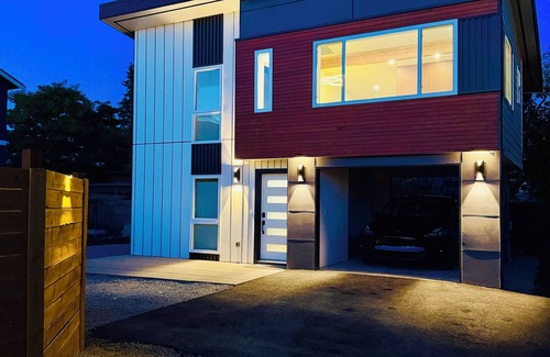 White Center Casa | The Laylow Residence: 12 mins to SEA ✈️ and Downtown Seattle