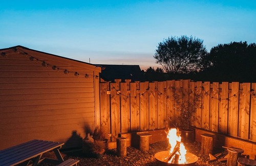 Ilfracombe Cabina | The Lazy Mare - Glamping with a View!