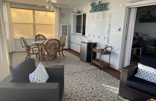 Lake Placid Cabaña | The Legacy Lake Cottage on sought after Lake June in Winter- Recently Renovated!