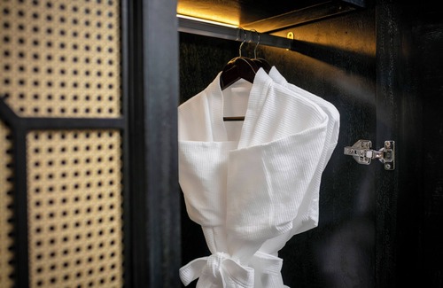 Hoan Kiem Hotel | The Legend Hanoi Hotel