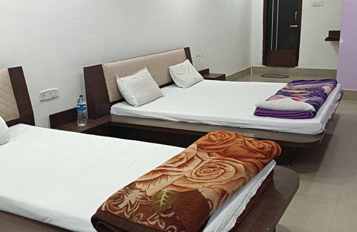 Sualkuchi Hotel | The Lemon House