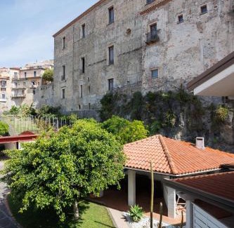 Scalea Apartamento | The Lemon Tree House