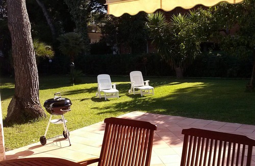 Paestum Villa | The Lemon Tree Villa, Paestum: playa, enorme jardín y aparcamiento