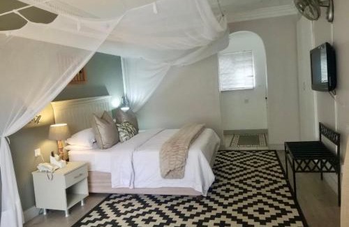 Blantyre Cama Y Desayuno | The Leslie Executive Hotel
