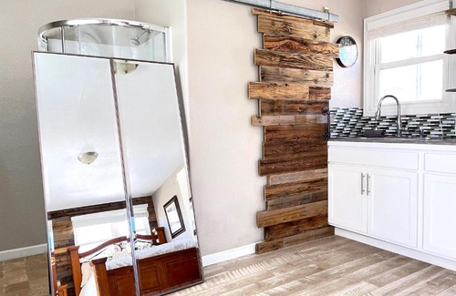 Pueblo Apartamento | The Lexington Studio
