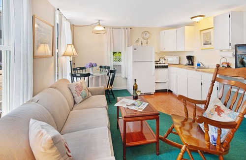 Edgartown Casa | The Lightkeepers Inn