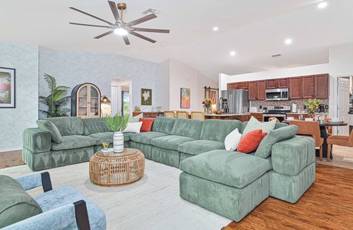 Fort Myers Casa | The Lily Pad + Waterfront + Pool + Golf Simulator + Movie Theater