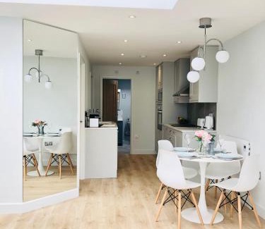 Swalecliffe Casa | 'The Limes' - Air-Con Two Double Bedroom Holiday House with Private Garden