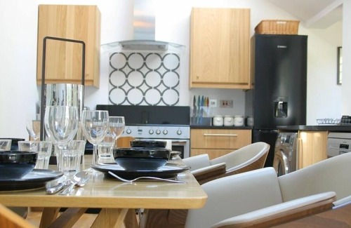Little Coxwell Cabaña | THE LINHAY, admite mascotas, con chimenea en Faringdon, Ref 988824