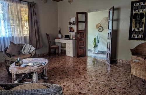 Moshi Casa | The Lion King Homestay