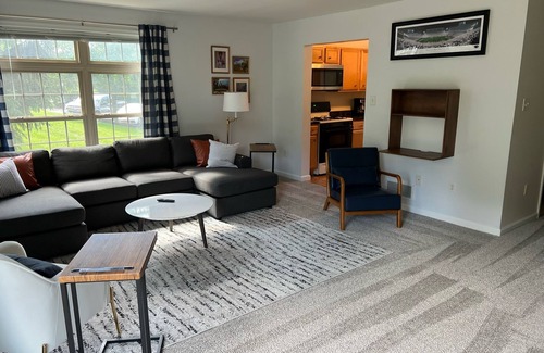 State College Casa | The Lions Lair— Your ultimate spot for PSU football & all things Penn State