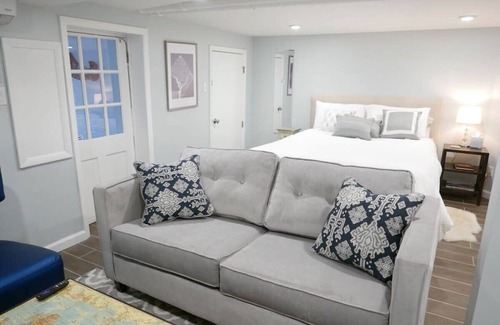 Mount Pleasant Apartamento | The Lions Roar ~ capacidad para 4 personas, a pie de Zoo!