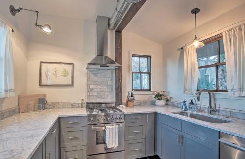 Castroville Casa | The Little Alsatian House 18 Miles to San Antonio