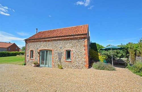 Field Dalling Casa | The Little Barn