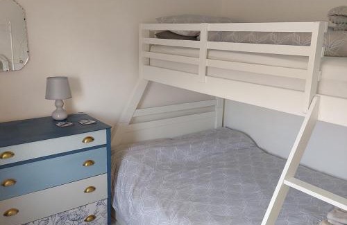 Deal Casa | The little Blue House Cosy two bedroom cottage