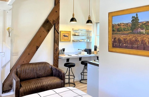 Mendocino Cabaña | The Mustard Cottage + EV Charger