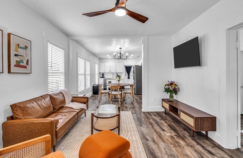 Old Seminole Heights Casa | The Little Green Bungalow!