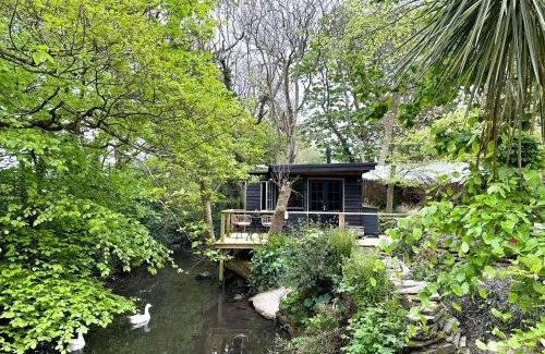 Saint Kew Apartamento | The Little Green Cabin