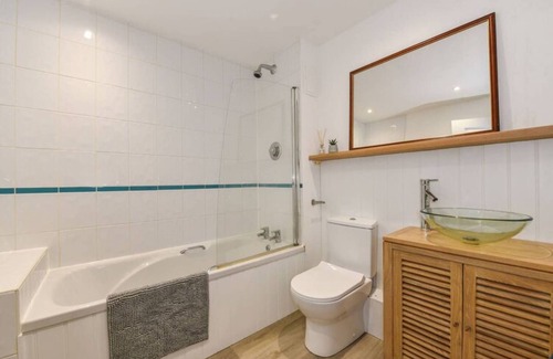 Wittering Casa | The Little House, Boutique Home Near the sea