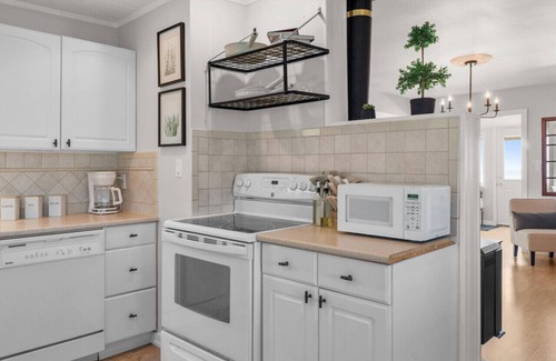 Leamington Apartamento | The Little House on Erie