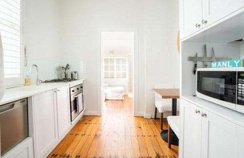 Manly Apartamento | The Little Palm - Prime Locale between Beach and Wharf