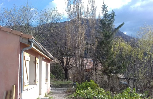 Val-Buech-Meouge Casa | La casita rosa en la montaña