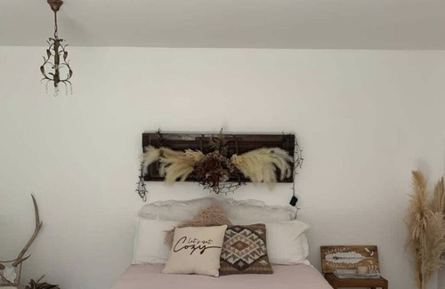 Onaero Cabina | The Little Prairie