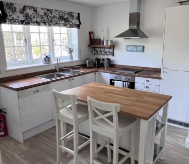 Marlow Casa | The Little Thatch - Close to Marlow and Henley