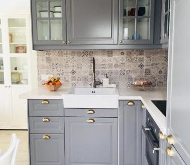 Playa del Cable Apartamento | The Little White House, Suite Flower Beach 9