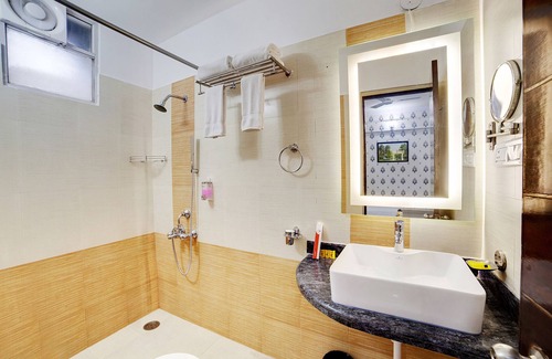 Kadubeesanahalli Hotel | The Liverpool Blue Hotel
