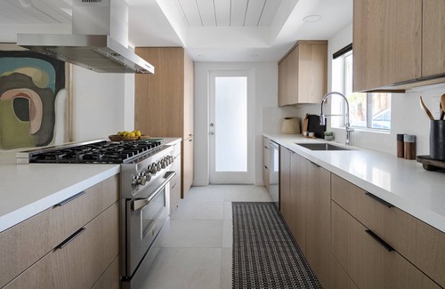 Sunmor Casa | The Livmor - Beautifully Remodeled Home