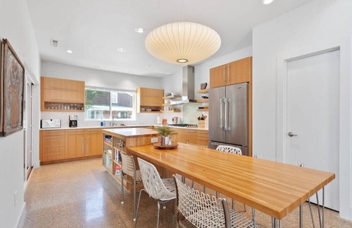 Fayetteville Casa | The Local - 2 Blocks to Downtown Fay