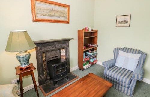 Gloucester Casa | The Lock House