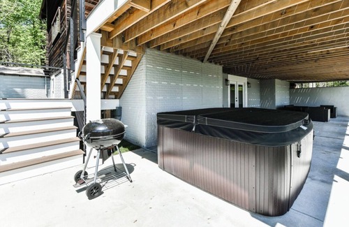 Bluemont Casa | The Lodge at Bear Rock