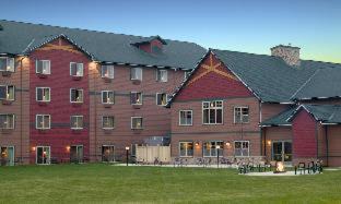 Baxter Hotel | The Lodge at Brainerd Lakes, Trademark Collection by Wyndham