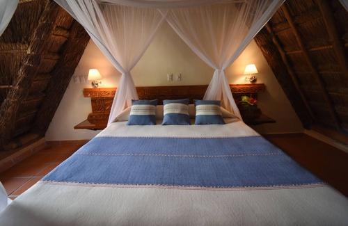 Chichén Itzá Cabina | The Lodge at Chichen Itza