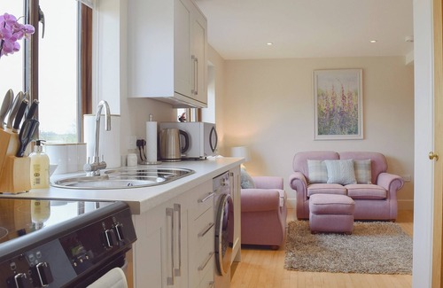 Pershore Cabaña | The Lodge at Elmley Meadow