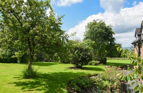 Farden Casa | The Lodge At Harvest Farm