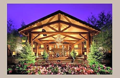 Jackson Hotel | The Lodge at Jackson Hole