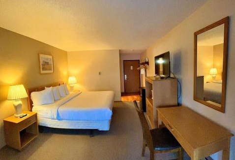 Sturgeon Bay Complejo | The Lodge at Leathem Smith
