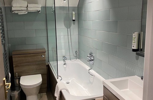 Bournemouth Cabina | The Lodge at Meyrick Park