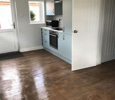 Foxley Casa | The Lodge - Dog Friendly Farm Cottage
