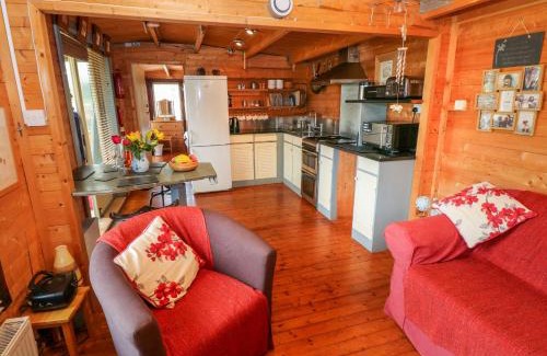 Milford Haven Casa | The Lodge