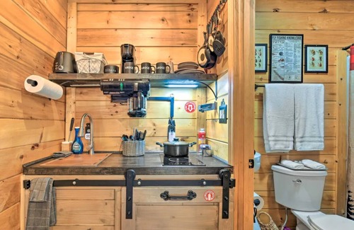 Bryson City Cabina | The Lodge Nantahala River Bryson city, Nc. Suite #2 The Nantahala , Bryson city
