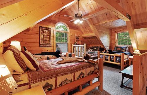 Minocqua Casa | The Lodge on Booth Lake - 2 Bed 2 Bath Vacation home in Minocqua