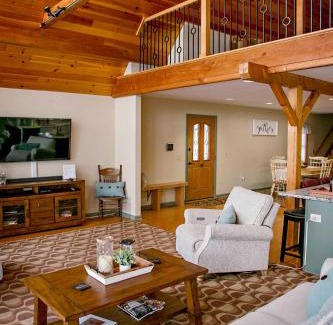 Bradford Casa | The Lodge on Lamoka