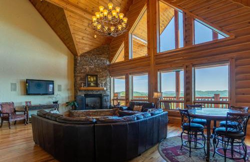 Boone Cabina | The Lodge