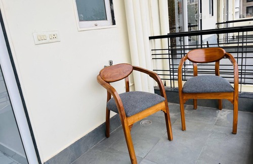 Sector 51 Apartamento | The Lodgers Luxury Studio Apartment In front of Artemis Hospital