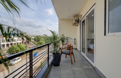 Sector 51 Apartamento | The Lodgers Luxury Studio Apartment In front of Artemis Hospital